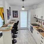 Mountain Vibes Apartment